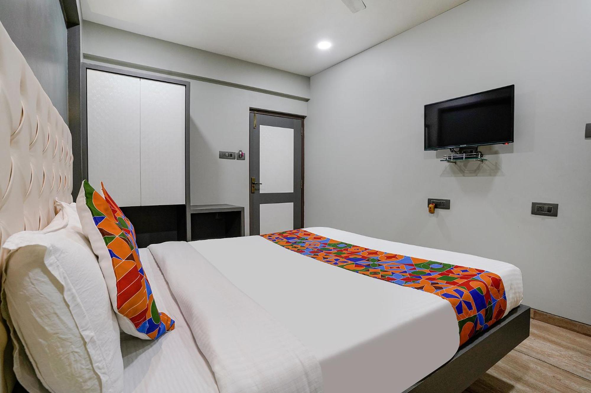 Fabhotel Grand Inn II Navi Mumbai Eksteriør bilde
