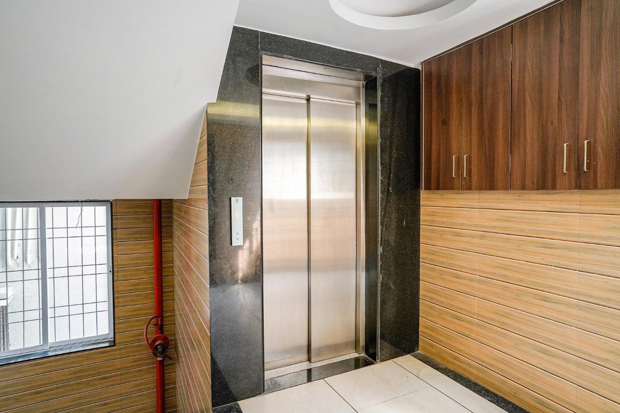 Fabhotel Grand Inn II Navi Mumbai Eksteriør bilde