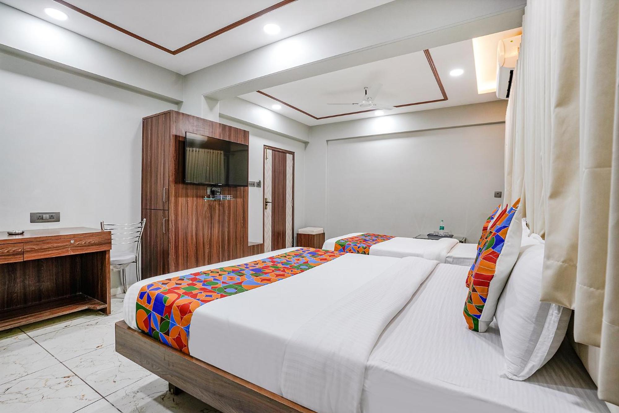 Fabhotel Grand Inn II Navi Mumbai Eksteriør bilde